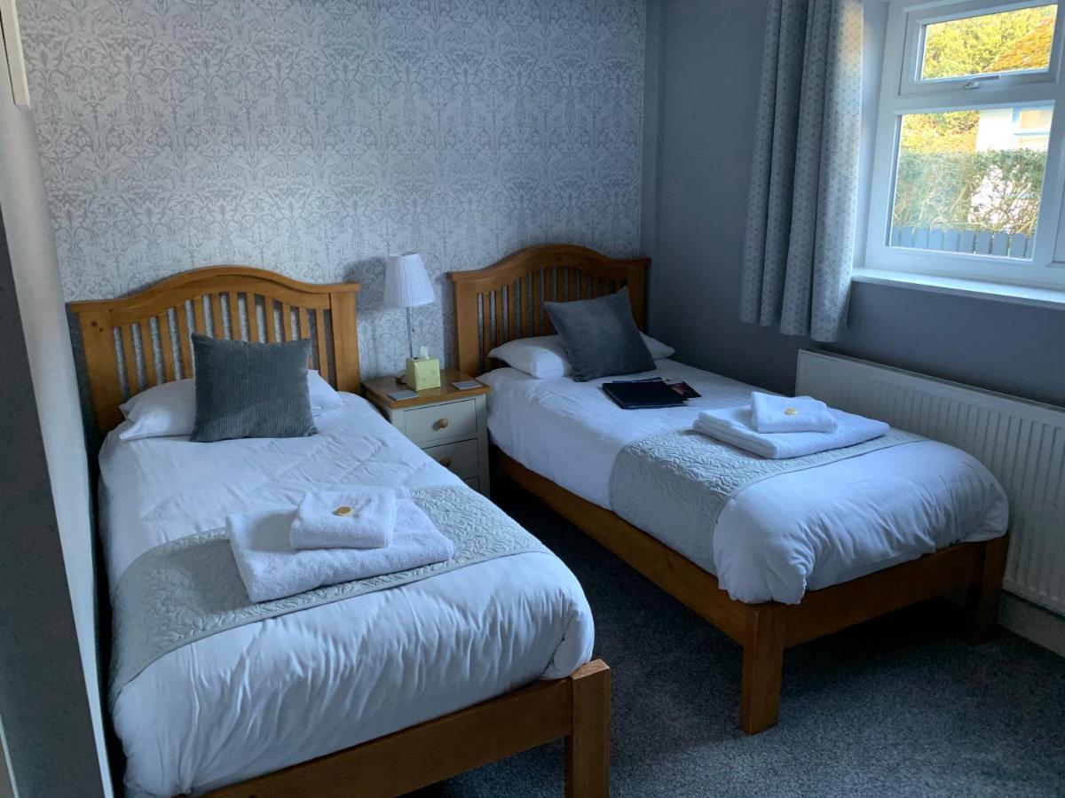 Bed and Breakfast Hensleigh House Чармут Экстерьер фото